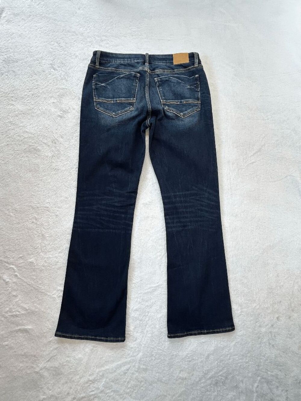 BKE Stella Slim Fit Low Rise Boot Cut Jeans Size 31 X 31.5 Medium Wash Stretch - Picture 5 of 9